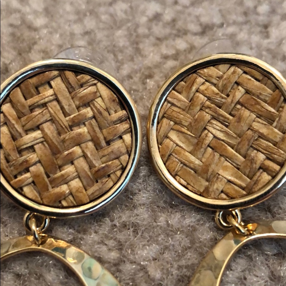 Earrings - Picture 4 of 6